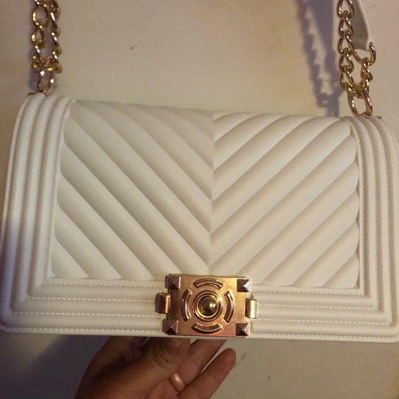 Purse - Picture 2 of 3